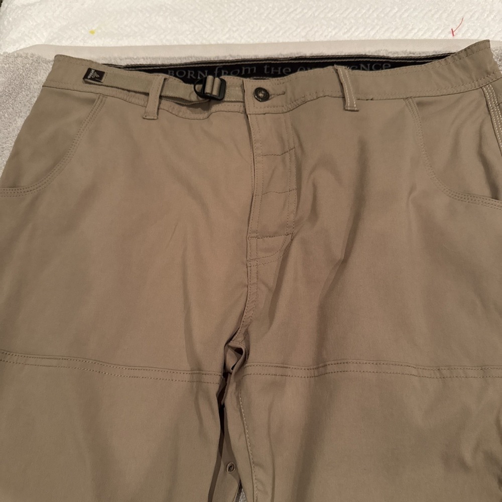 prAna Stretch Zion Cargo Pants Men XL x 30L TAN  Casual Outdoor SNAP ANKLE